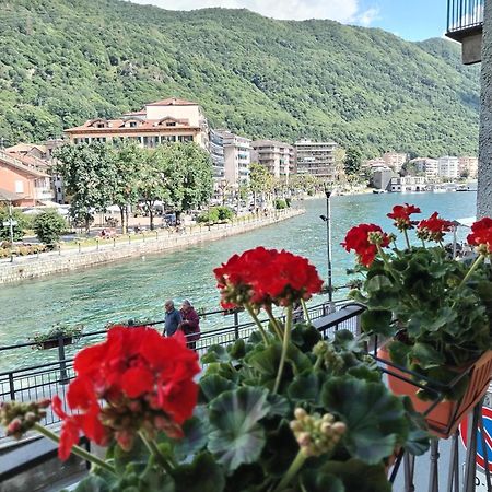 Un Balcone Sul Lago オメーニャ エクステリア 写真