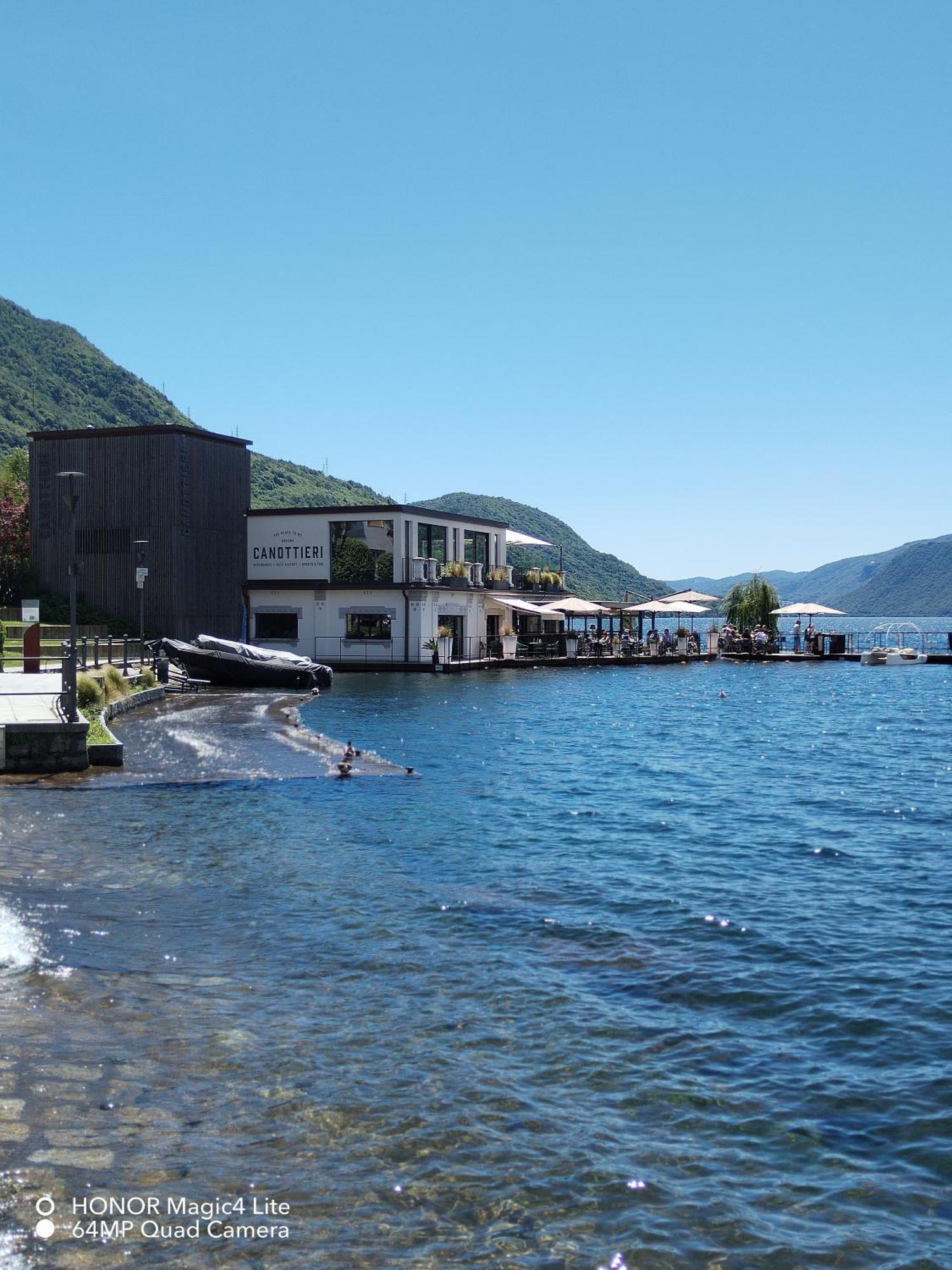 Un Balcone Sul Lago オメーニャ エクステリア 写真